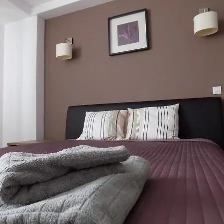 Colosseum Homestay szállás *